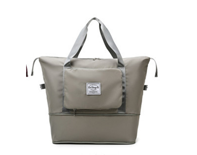 Foldable travel bag with wet compartment