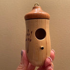 Kolibri-Futterhaus Holz mit Naturmotiv – 13 cm hoch, wetterfest