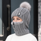 Knitted hat with scarf and fur pom-pom – Windproof for cold days