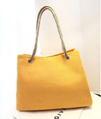Canvas beach bag with rope handle