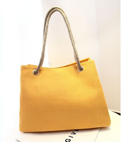 Canvas beach bag with rope handle