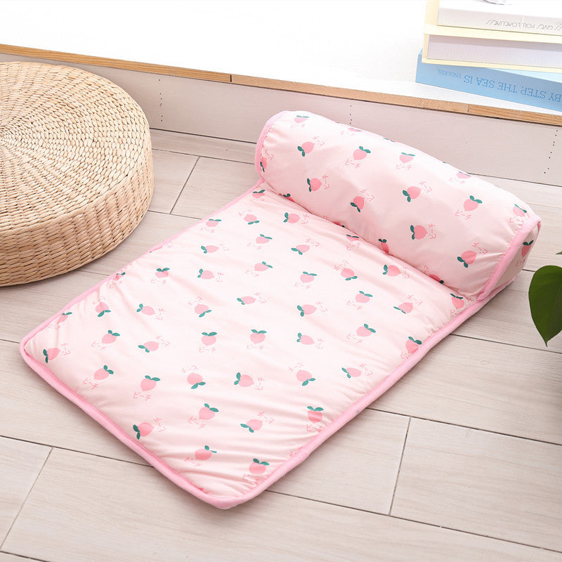 Cooling Mat Ice Silk for Dogs and Cats – Self-Cooling Without Electricity