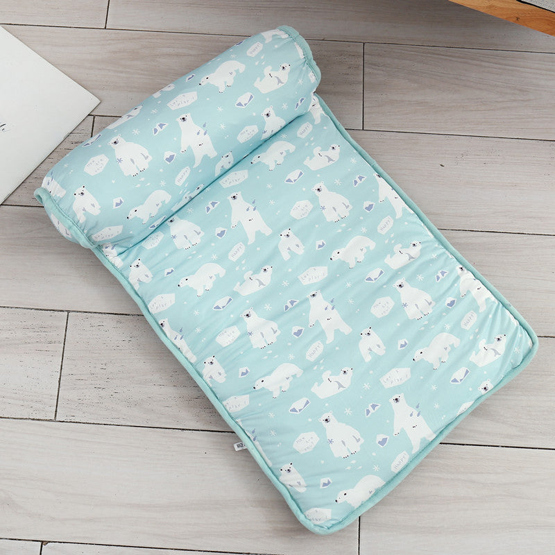 Cooling Mat Ice Silk for Dogs and Cats – Self-Cooling Without Electricity