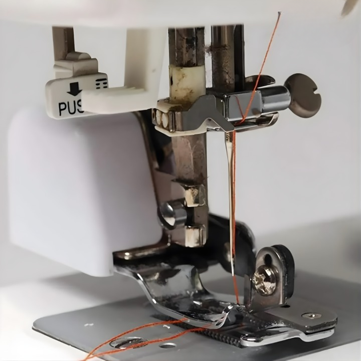 Side Cutter Presser Foot for Household Sewing Machines