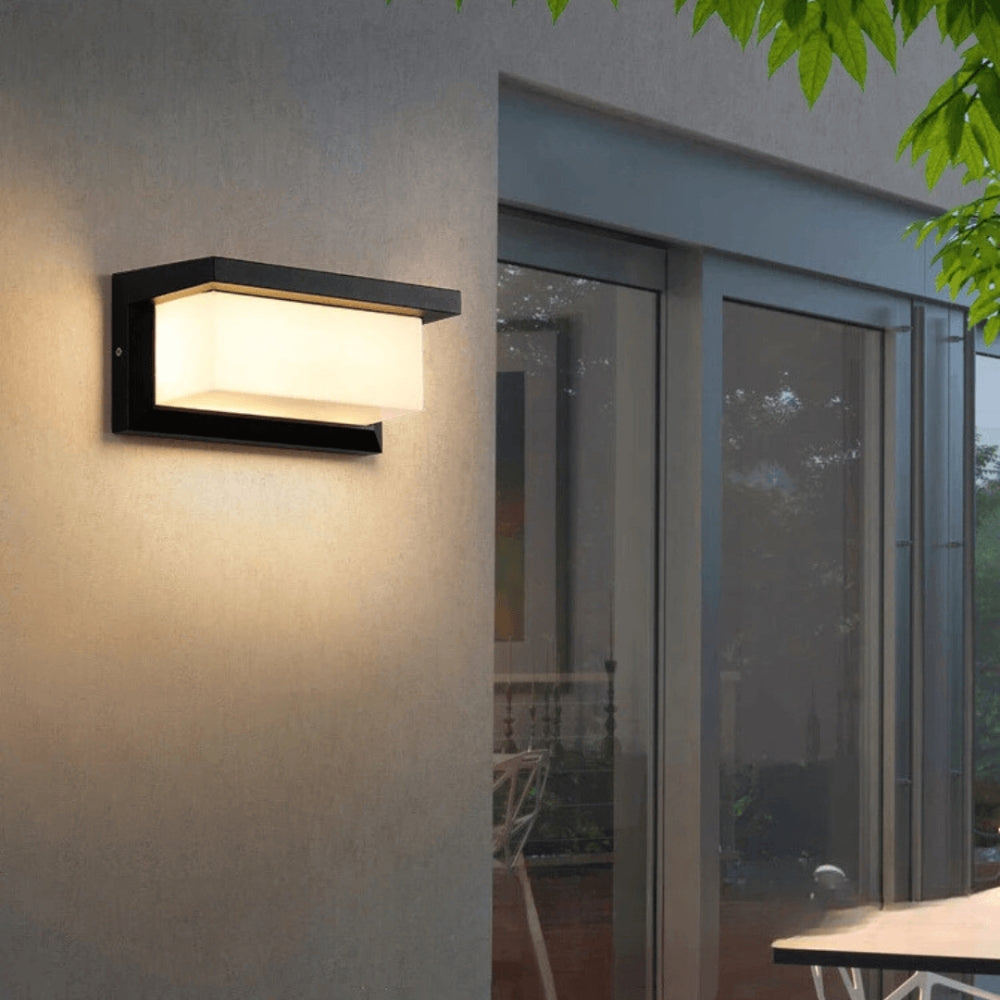 Outdoor LED Wall Light with Motion Sensor – 20W Weatherproof