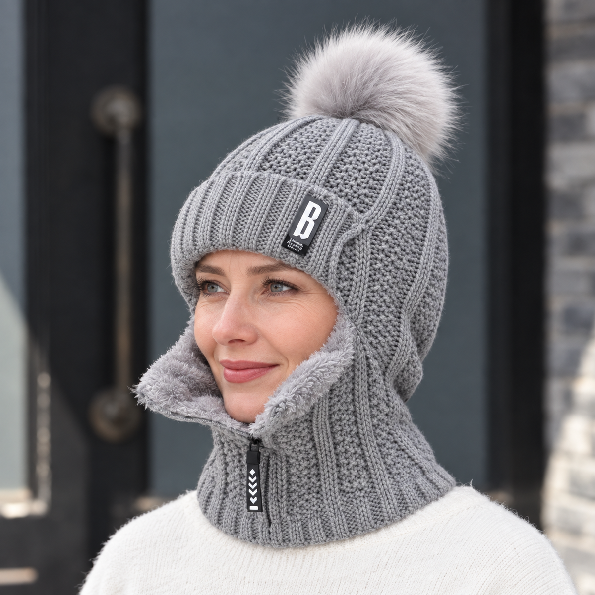 Knitted hat with scarf and fur pom-pom – Windproof for cold days