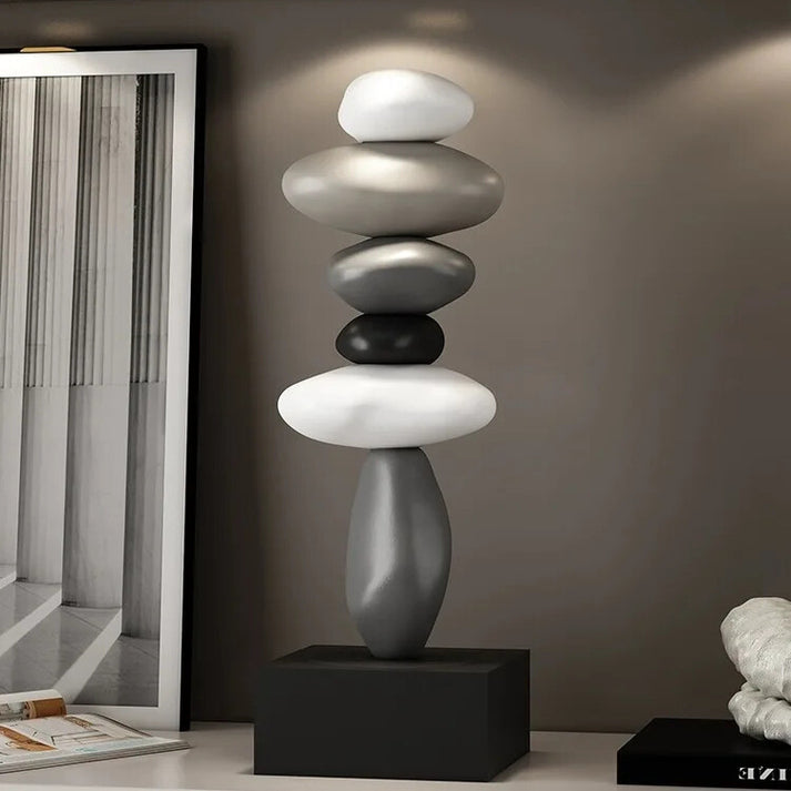 Stone sculpture with stacked elements – balance and calm