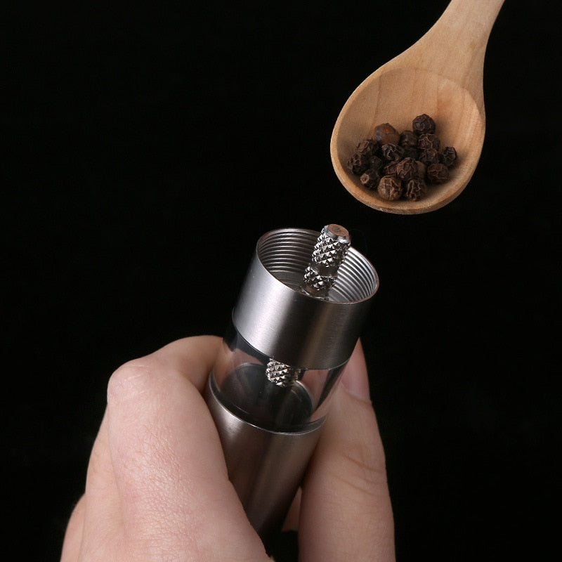 Edelstahl-Pfeffermühle manuell mit Druckmechanik