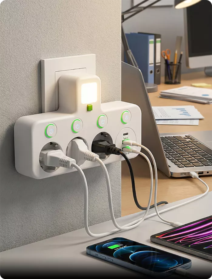 Steckdosenleiste mit USB-A, USB-C und integriertem Nachtlicht