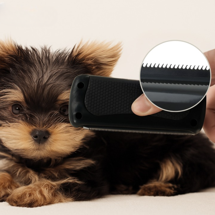 Pet Brush with Metal Teeth – Effortless Fur Care