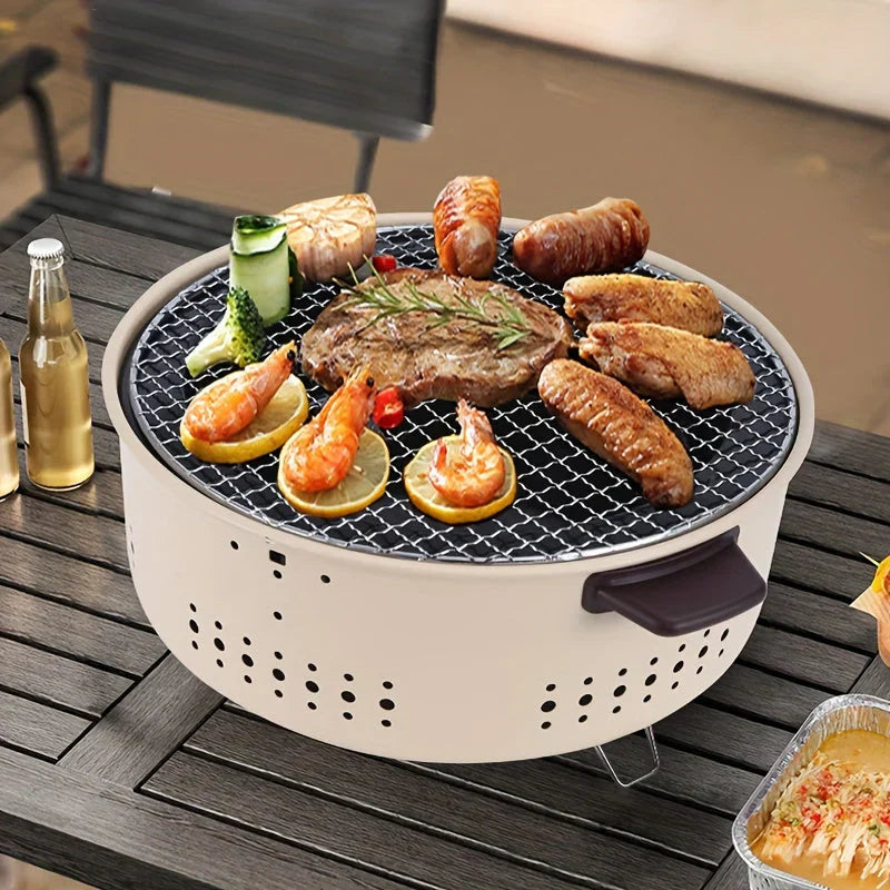 Tragbarer Holzkohlegrill mit belüftetem Korpus & Holzgriffen