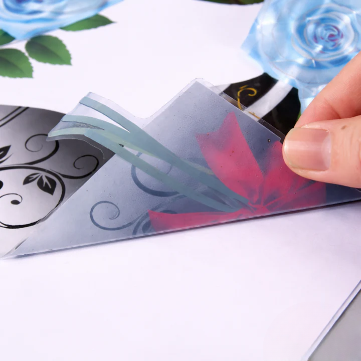 Blumen-Wandsticker mit Schmetterlingen – Selbstklebende Raumdekoration