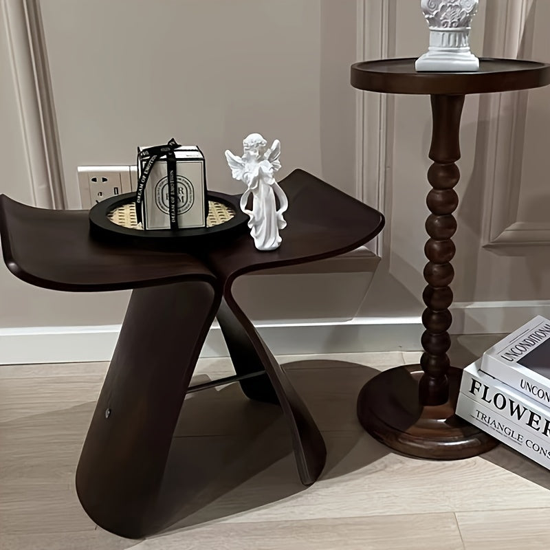 Vlinder-Hocker aus massivem Holz – Zeitloses Design