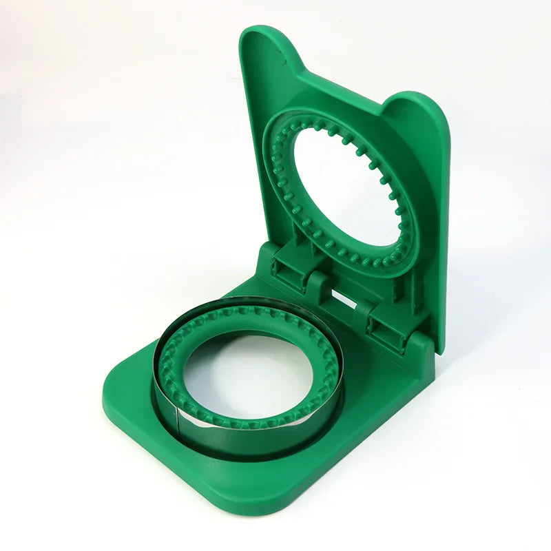 Sandwich maker with sealing function