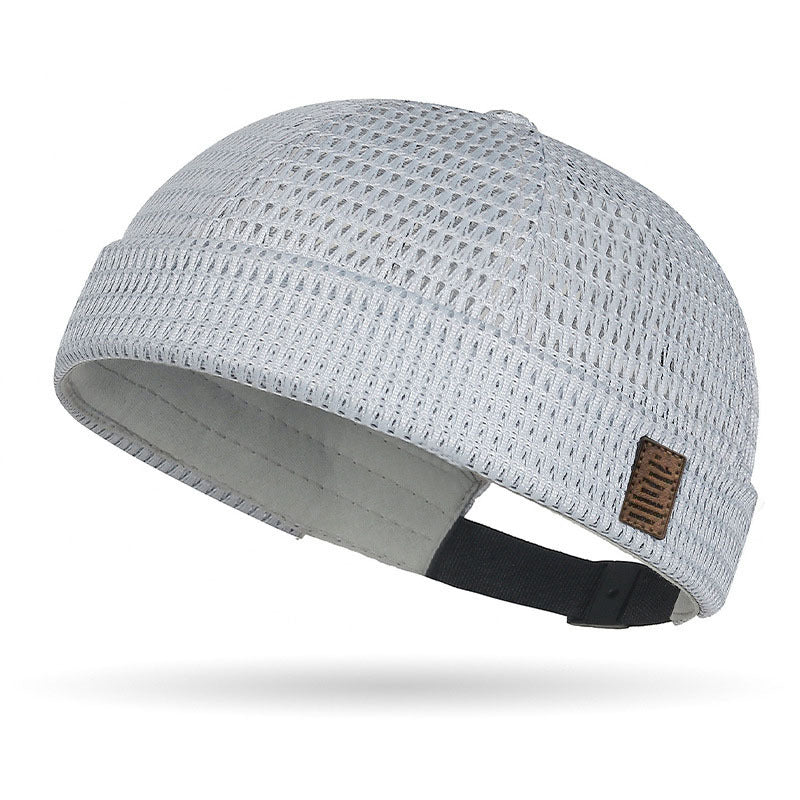 Rimless mesh cap with breathable fabric