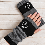 Strickhandschuhe fingerlos mit Herzmotiv