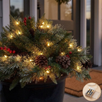 Weihnachtsgesteck beleuchtet mit Tannenzapfen & Beeren, Dreibein-Stab, 45 x 68 cm