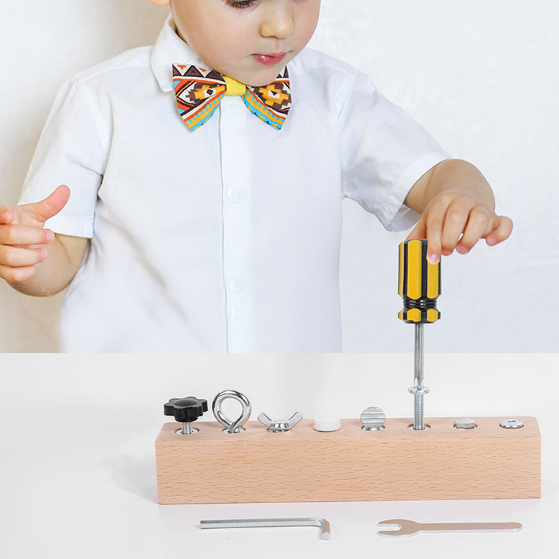 Wooden Screw Board for Children – 8 Different Fasteners
