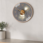 Silent wall clock Ø 20 cm – glass cover & metal hands, no ticking