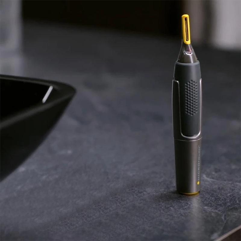Precision trimmer with LED light – Ultra-thin for nose and ears