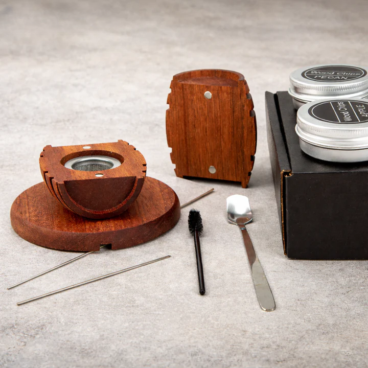 Cocktail smoker in whiskey barrel design — smoky aroma in 60 seconds