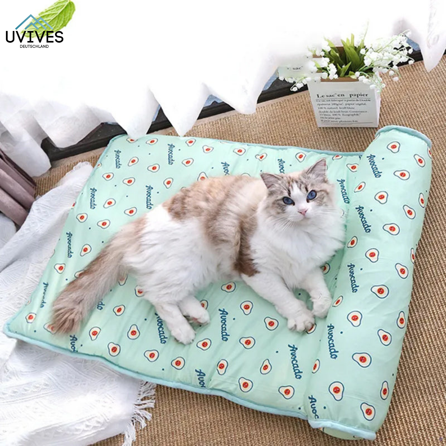Cooling Mat Ice Silk for Dogs and Cats – Self-Cooling Without Electricity