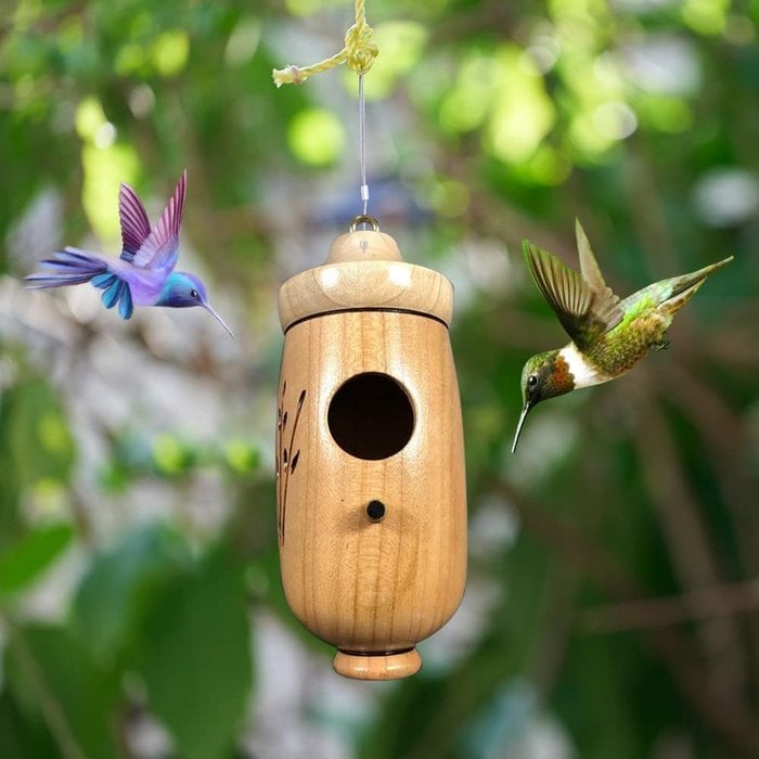 Kolibri-Futterhaus Holz mit Naturmotiv – 13 cm hoch, wetterfest
