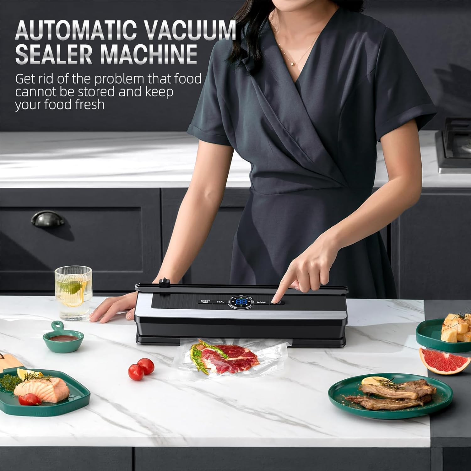 Vacuum sealer with built-in cutter – Less food waste