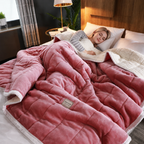 Kuscheldecke Flanell mit Lammwoll-Rückseite