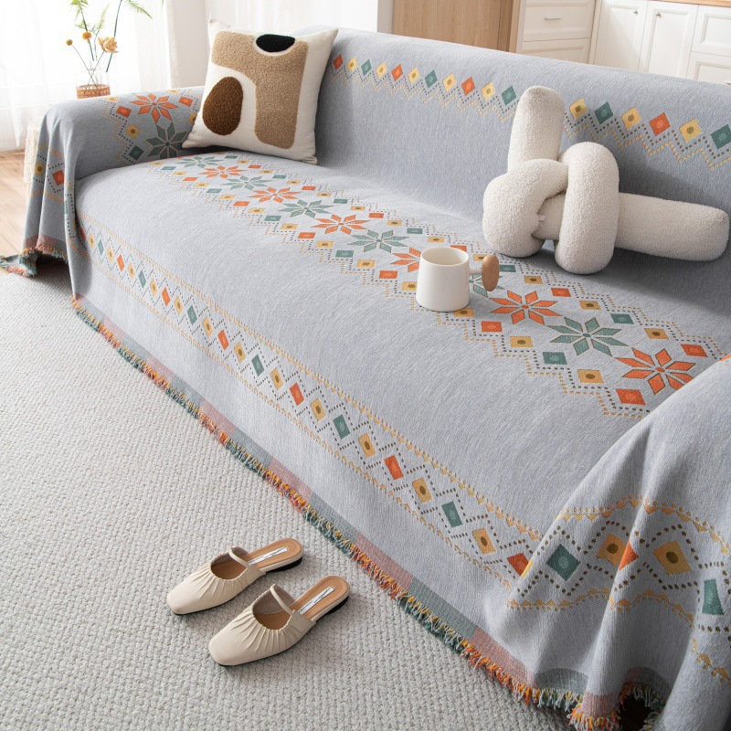 Sofaüberwurf Chenille mit Fransen – Wendbar, geometrisches Muster