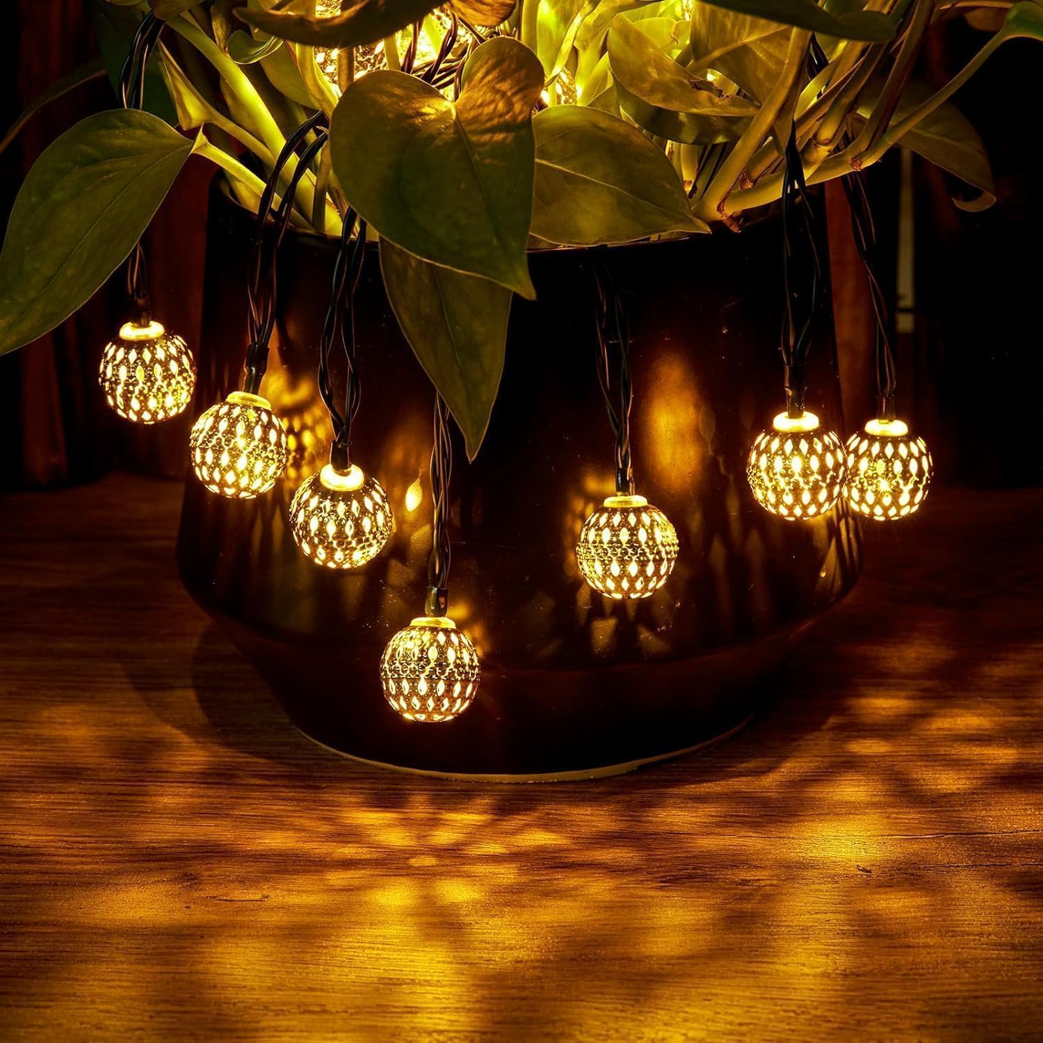 Solar String Lights Moroccan 12m – 100 LED Balls, Warm White, Waterproof