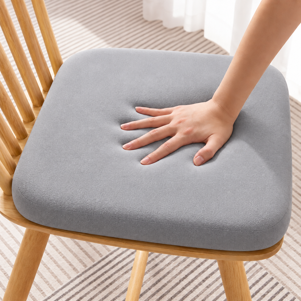 Sitzkissen Memory-Schaum orthopädisch für Steißbein und Rücken