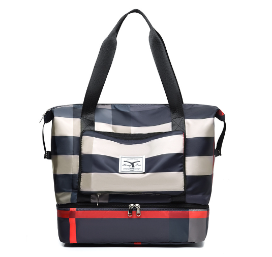 Foldable travel bag with wet compartment