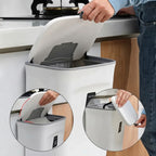 Hanging kitchen trash bin with lid for cabinet doors