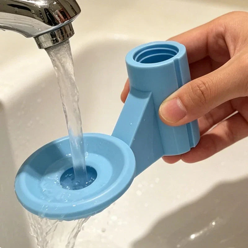 Wasserspender für Katzen mit Schwerkraft-System