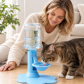 Wasserspender für Katzen mit Schwerkraft-System