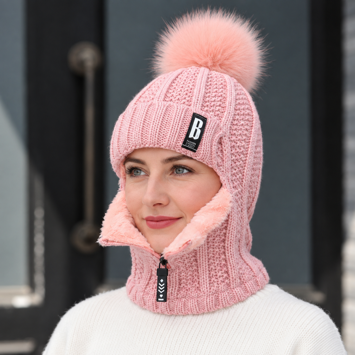 Knitted hat with scarf and fur pom-pom – Windproof for cold days
