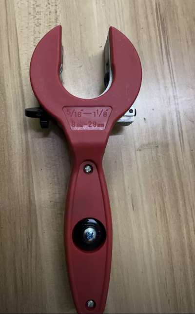 Rohrschneider Ratsche für Kupfer, PVC und Edelstahl
