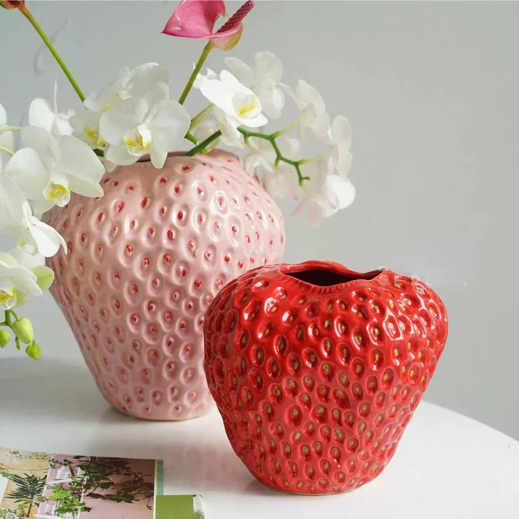 Keramik-Vase Erdbeere-Form mit glasierter Oberfläche