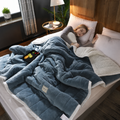 Kuscheldecke Flanell mit Lammwoll-Rückseite