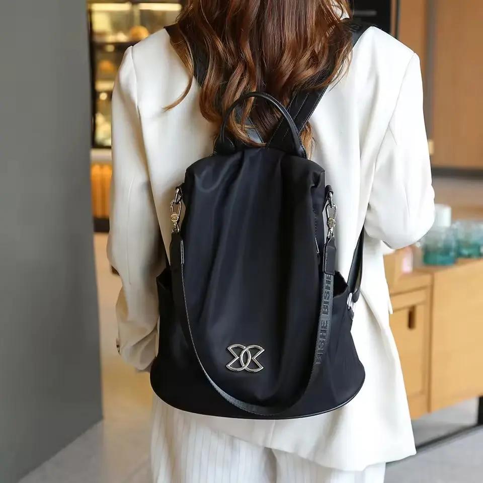 Never fear pickpockets again – The anti-theft backpack for style-conscious women