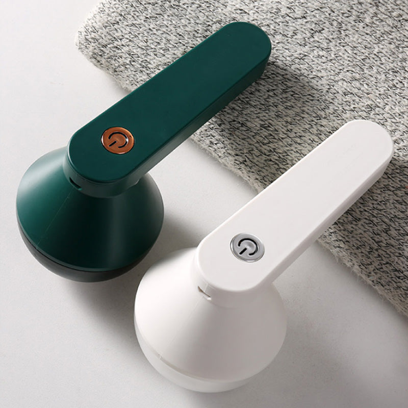 Electric rechargeable lint remover with stainless steel blade