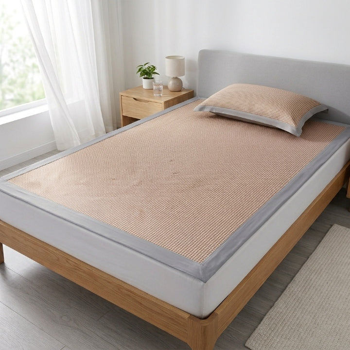 Cooling mattress protector set with pillowcase, ice silk fiber, washable