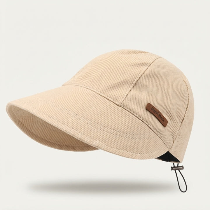 Foldable sun hat with UV protection