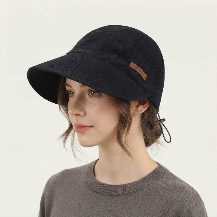Foldable sun hat with UV protection