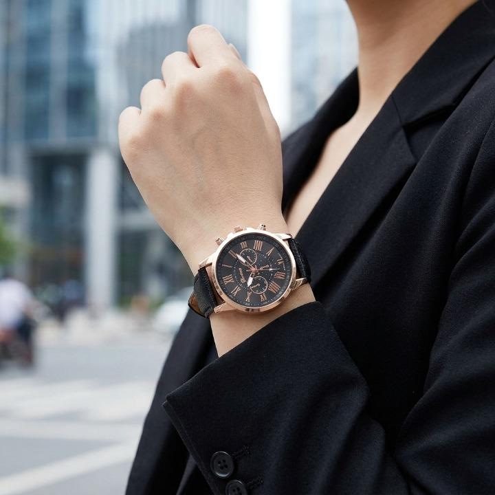 Elegante Damenuhr mit Lederarmband – Römisches Zifferblatt