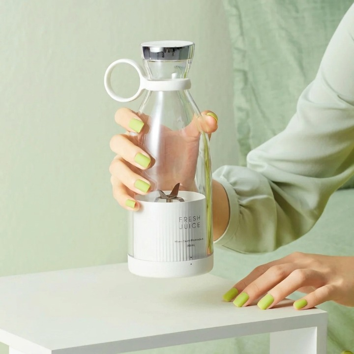 Portable Mixer Bottle 420 ml – Fresh Smoothies in Seconds, Cordless