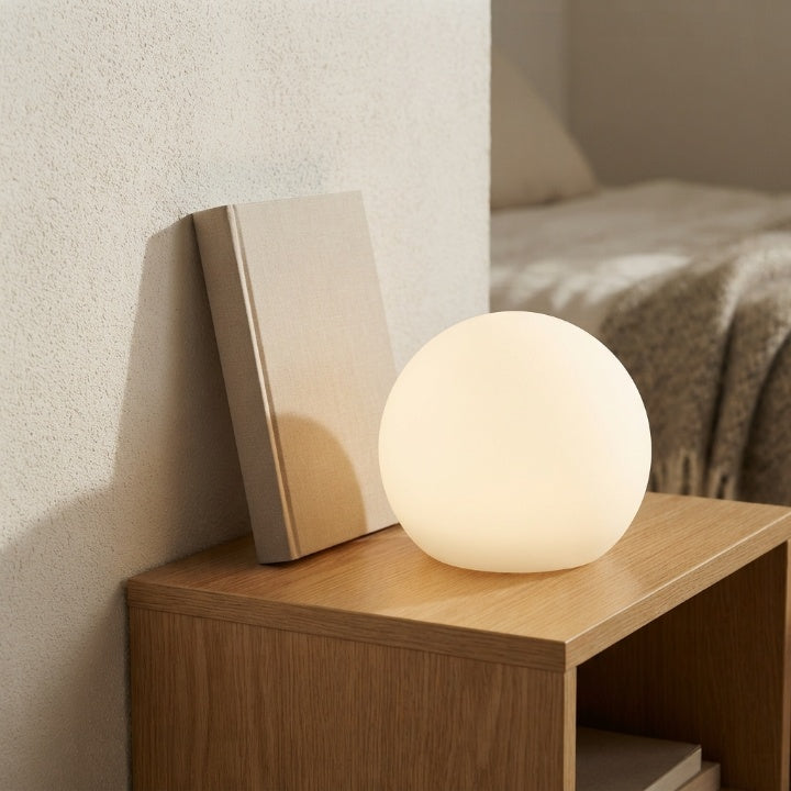 LED-Kugellampe mit 16 Farben und Fernbedienung