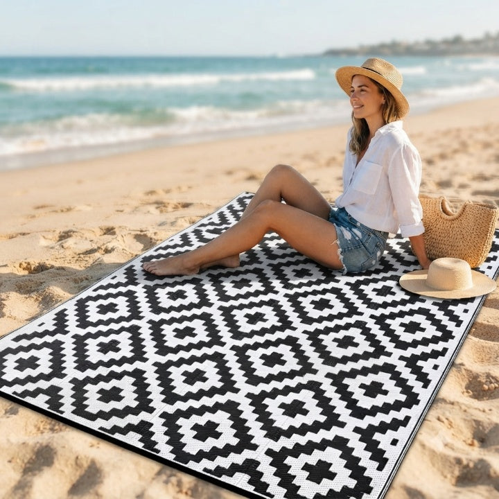 Wendbarer Outdoor Teppich – Rutschfest & UV-beständig, Geometrisches Muster
