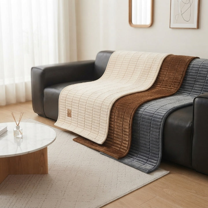 Quilted sofa cover – Protects against pet hair & wear